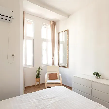 Supreme Luxury 1 Bedroom