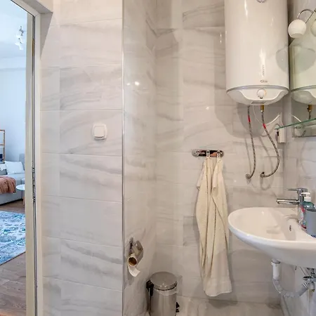 Supreme Luxury 1 Bedroom Daire