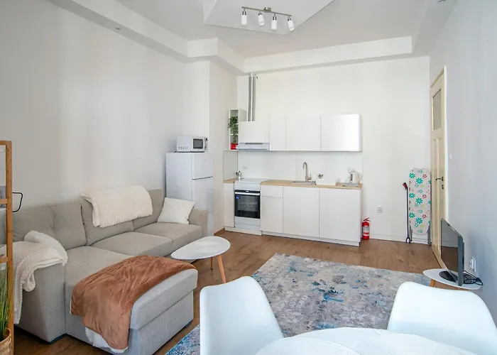 Supreme Luxury 1 Bedroom Appartement *