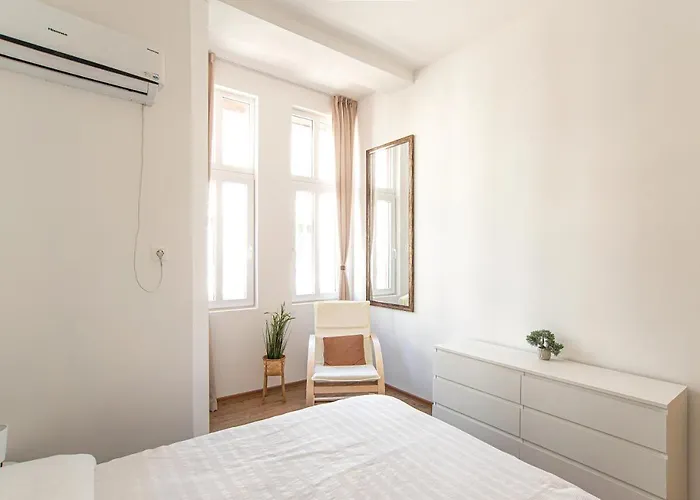 Supreme Luxury 1 Bedroom